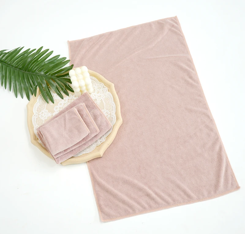 Microfiber cleaning towel