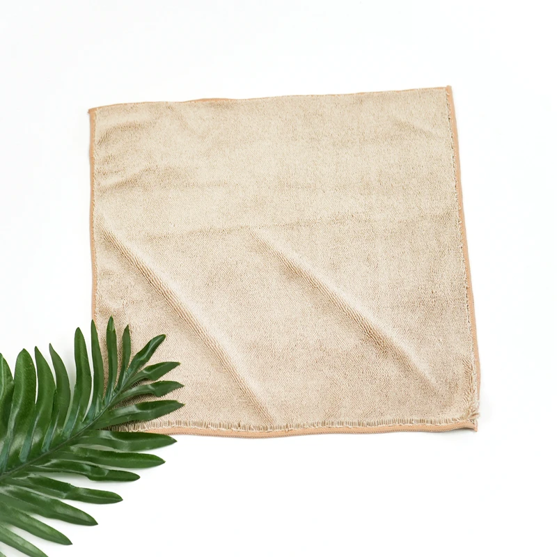 Twisted-loop Cleaning Towel