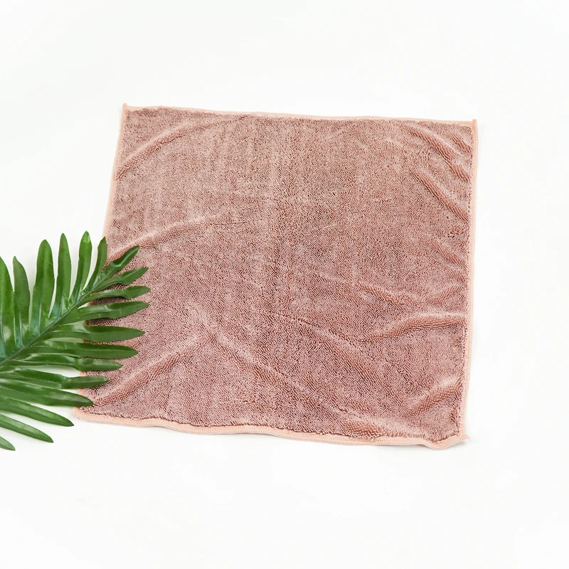 Twisted-loop Cleaning Towel
